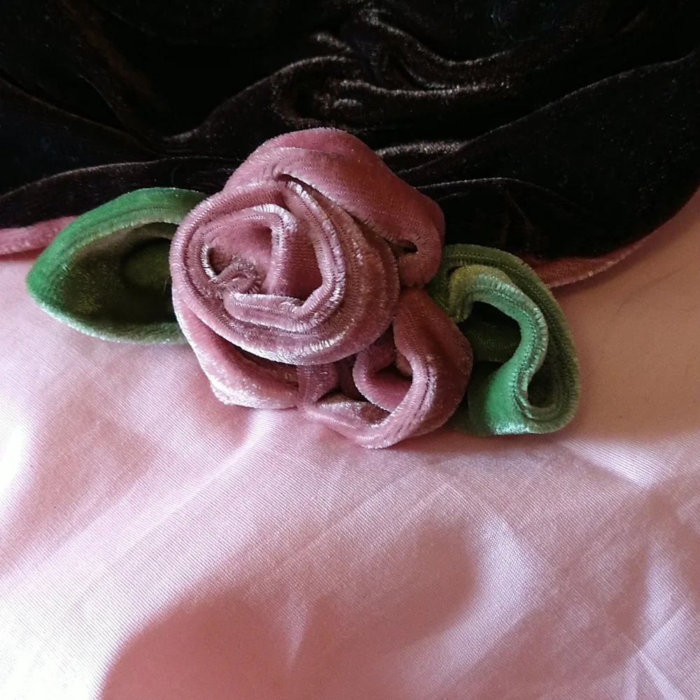 Brown and pink velour hat - Picture 7 of 8